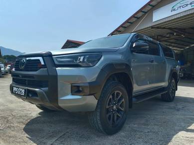 Toyota HILUX 2.8 ROGUE (A)