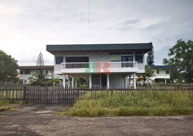 D/S Bangalow House, Taman Mosaic, Jalan Tanjung Batu, Tawau