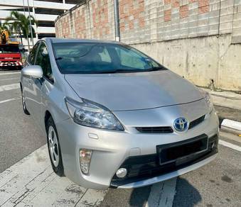 Toyota PRIUS 1.8 (HYBRID)  (A) Muka 3K