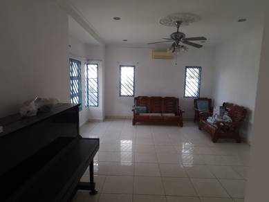 7 bedroom, 2 Storey Bungalow, Taman Seri Damai, Kajang Perdana