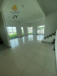 (Original Unit) Semi D 2.5 Storey Corner House ,Desa Bayumas Klang