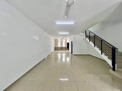 ( FULL LOAN ) ( 3 STOREY )  Bangi Avenue Kajang