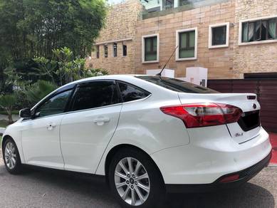 Ford FOCUS Titanium 2.0 Service Record
