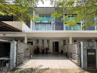 (PALING MURAH) FREEHOLD 3 Storey Terrace Bangi Avenue, Bangi