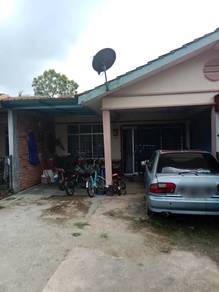Teres Setingkat Taman Seri Manggis Alor Gajah