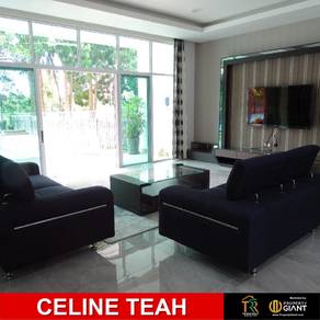 D Banyan Superlinked Villa | Intermediate Lot | Private Swimming Pool