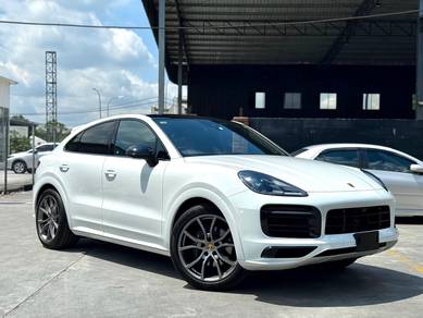 Porsche CAYENNE COUPE 3.0 Bose P/Roof Rear Monitor