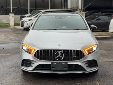 Mercedes Benz A250 2.0 AMG LINE / PAN ROOF