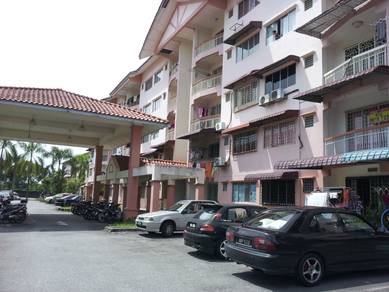 Taman Anggerik Villa