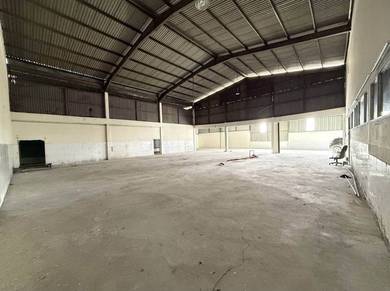 10k sqft Warehouse For Rent at Demak Laut