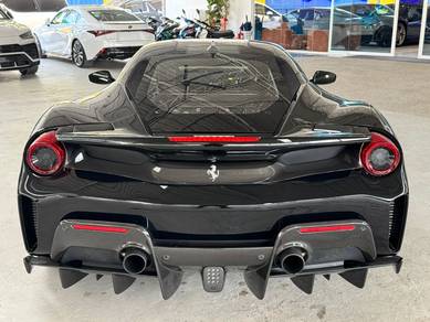 Ferrari 488 PISTA 3.9 3500 Miles
