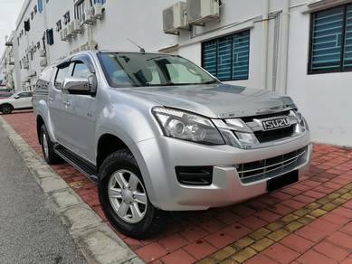 Isuzu D-MAX 2.5 DUAL CAB (M)