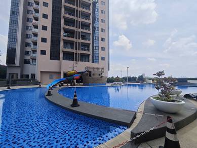 Park Villa Condominium Unit for Sale!
