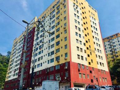 Jelutong Apartment @ Selayang Heights