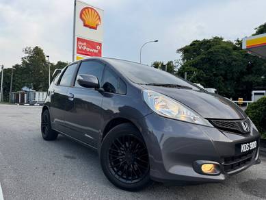 Honda JAZZ 1.5 FACELIFT (A)Boleh loan kdai