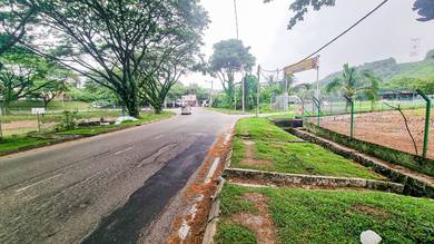 Tanah Balakong Seri Kembangan (Nearby Petronas Taman Putera Budiman)