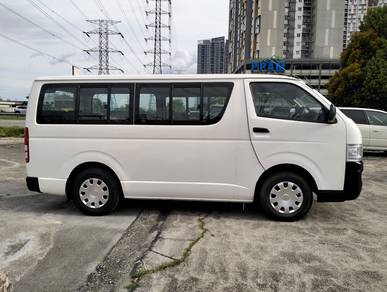 2010 TOYOTA HIACE 2.5 WINDOW Full Loan Aircond