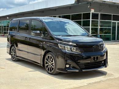 Toyota VOXY 2.0 ZS GR SPORT