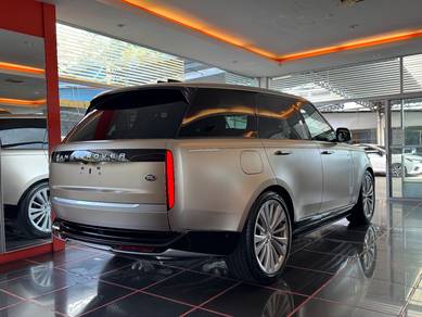 L/R RANGE ROVER Vogue 4.4 First Edi, 1200km