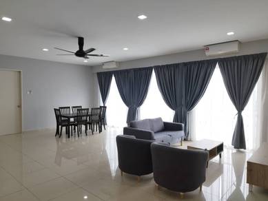 Exo Residences Condo for Rent@ Holiday In Hotel