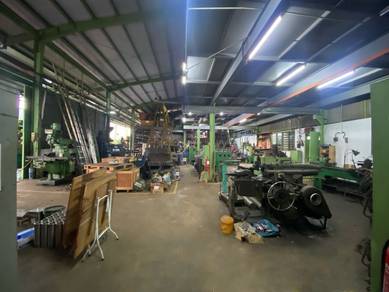 1.5 Storey Detached Factory With 250 Amps Prai For Sale