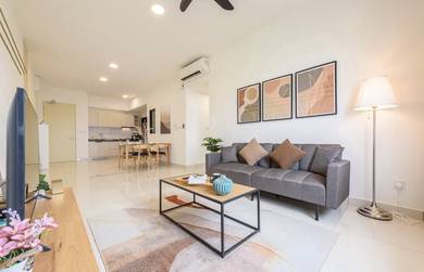 C180 250k Freehold Condo 【100% Full Loan】Walk to MRT & Mall, 0% Depo
