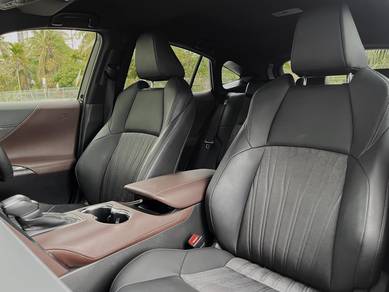 Toyota HARRIER 2.0 Z (A)