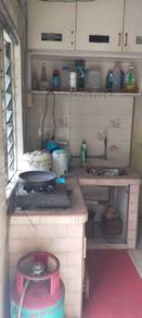 Section 2 Wangsa Maju flat Tingkat 1 untuk dijual