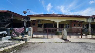 Teres Setingkat Di Tasek Putra Tronoh Untuk Dijual