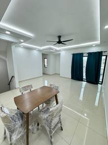 Elegan Residensi,Taman Putra Perdana,Puchong, Townhouse For Rent