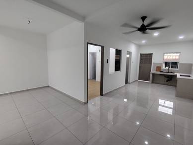 FREEHOLD‼️Single Storey Terrace With Renovation @ Batu Berendam