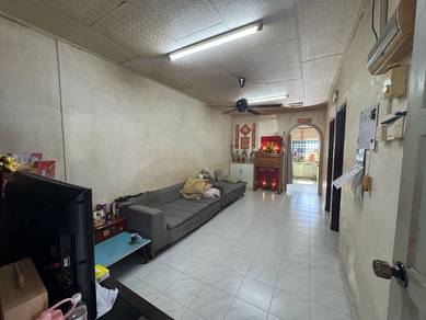 Full loan Tmn sri pulai jln pakis 1sty low cost corner cash bck cheap‼