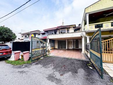 FACiNG OPEN 2 Storey Jalan Saga SD8 Bandar Sri Damansara
