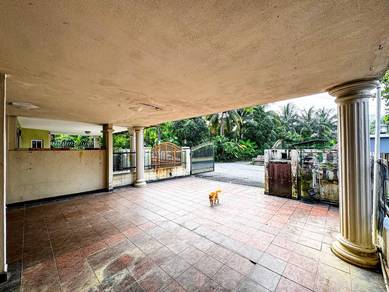 FACiNG OPEN 2 Storey Jalan Saga SD8 Bandar Sri Damansara