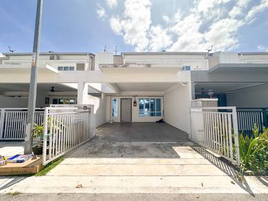 RENOVATED Double Storey Terrace Presint 1 Tiara Sendayan FLEXIBLE DEPO