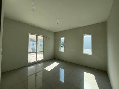 New Gated 1 Sty Banglo at Raia Savanna Batu Gajah