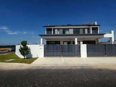 Rumah Teres 2 Tingkat berada 24 Jam Gated & Guarded