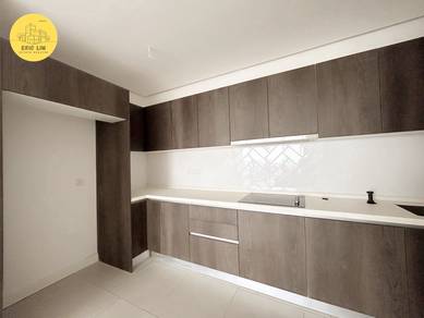 Big Unit !! Triuni Residence, 1916 Sqft, Corner, Hi-floor, With Keys !