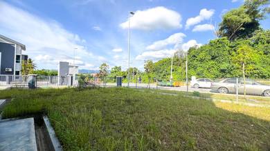 Brand New 2-Storey Bungalow Corner Lot | Paroi, Senawang – FOR SALE!