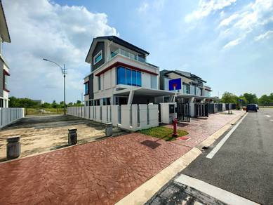 END LOT 3 Storey Superlink House Residensi Aurora Cyberjaya RENOVATED