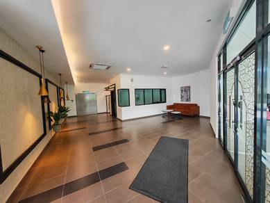 Molek Regency-1