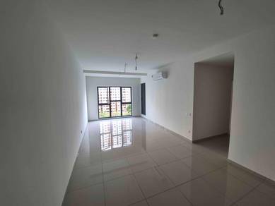 D'Cosmos Residences Damansara Perdana-2 Parking, Partial Furnished