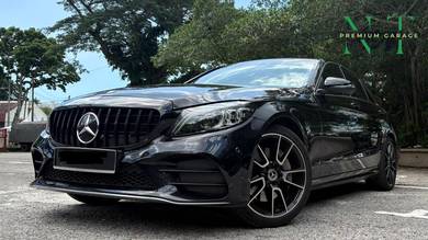 Mercedes Benz C300 2.0 AMG full service record
