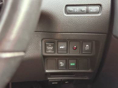 Nissan X-TRAIL X-CVT HYBRID 2.0L (A)