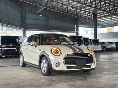 ORANGE INTERIOR 2020 Mini COOPER 1.5 S (A)