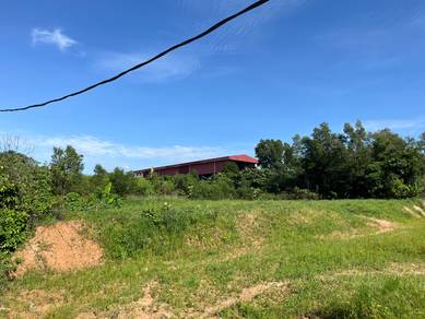 Semenyih Vacant Industrial Land-2.5 Acres,Next to LEKAS,Facing Highway