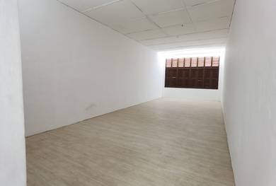 Lebuh Campbell 3sty Shophouse Georgetown 3248sf w/ 6 bathrooms CHEAP