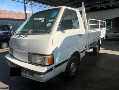 Nissan VANETTE 1.5 AUTHENTIC (M)