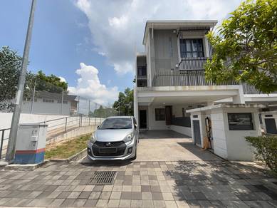 END LOT & LOWER UNIT! Crescent Park Townhouse, Bandar Bukit Mahkota