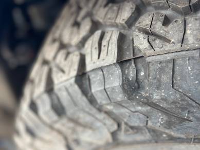 tyre raptor 285/70/17 bf